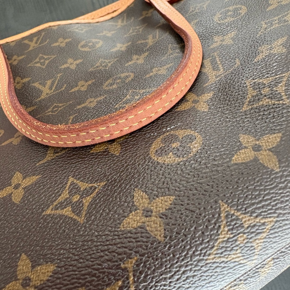 Louis Vuitton Monogram Neverfull MM - Picture 16 of 16